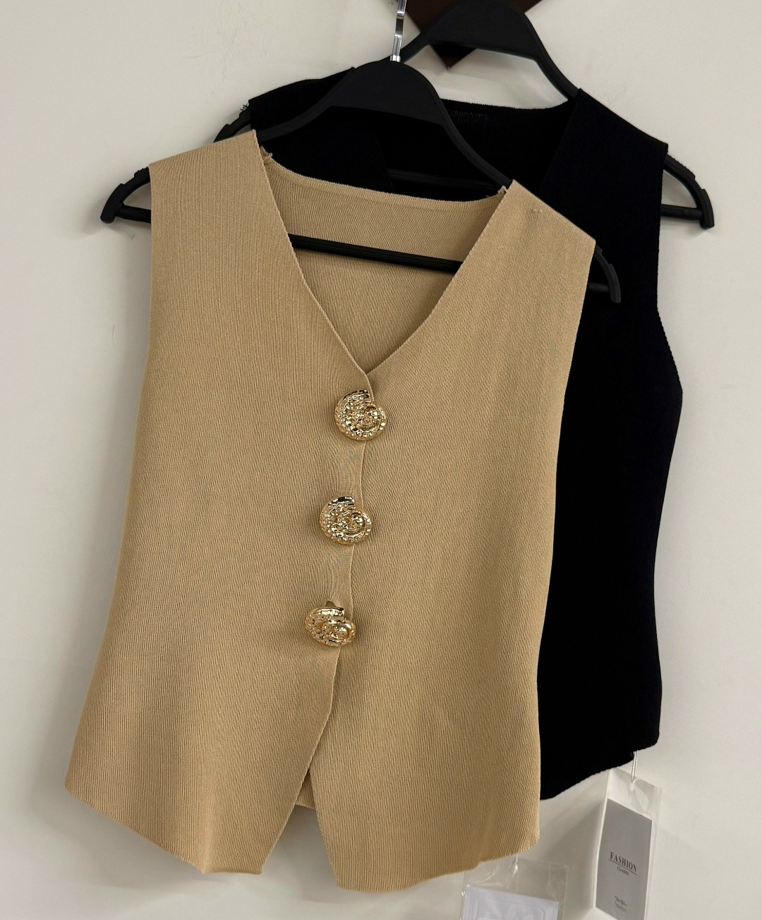 жилетка женская,жилет классический,женские жилеты,жилет для женщин,жилет на пуговицах