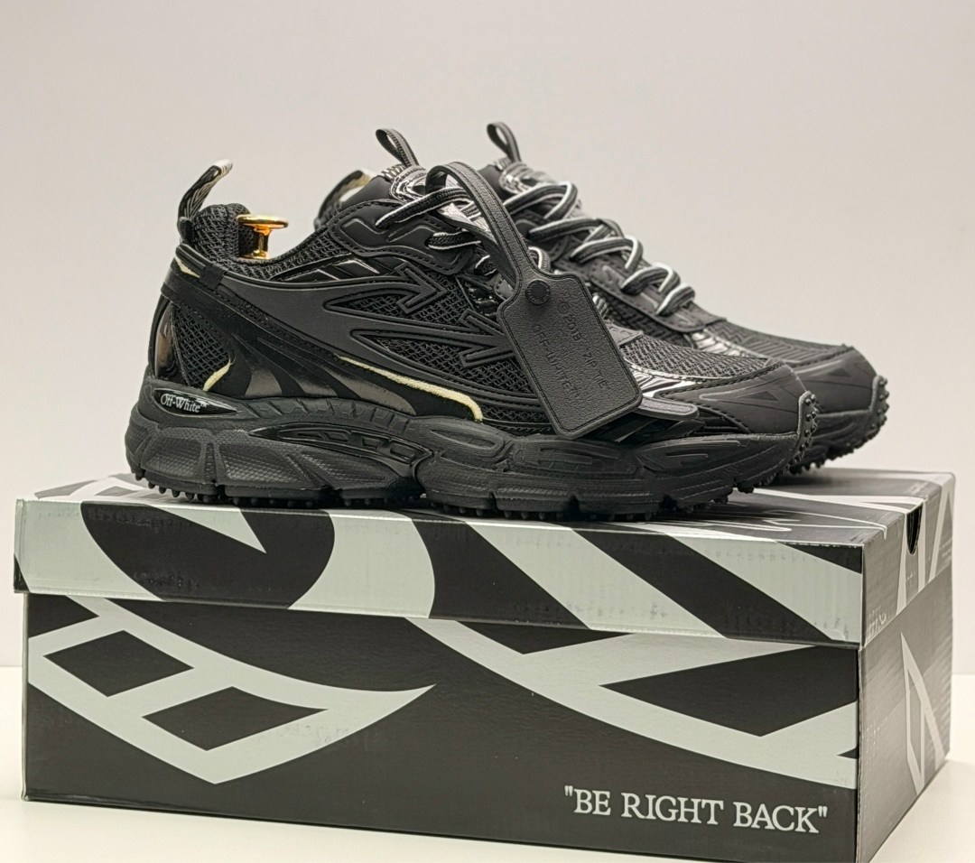 мужские кроссовки runner low top balenciaga черный,мужские кроссовки balenciaga runner черные,кроссовки balenciaga runner цвет black matt,кроссовки track 2.0 sneakers black balenciaga черный,беговые к