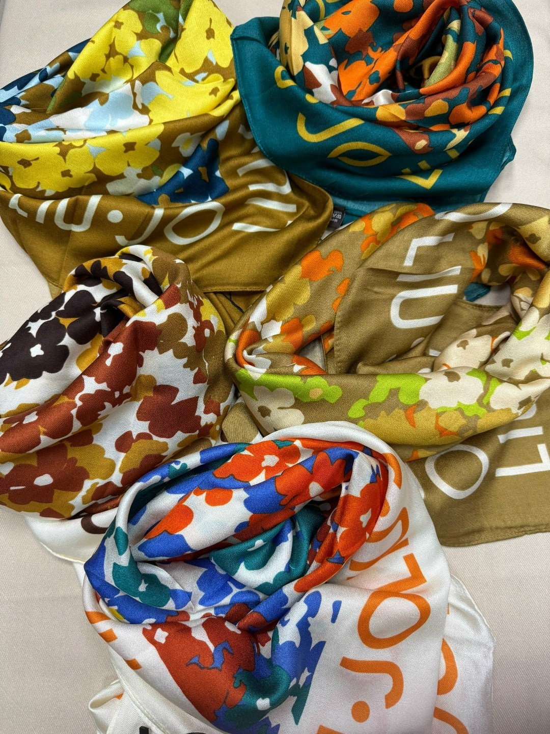 платок,платки женские,модные платки,платок на голове,женские платки на голову