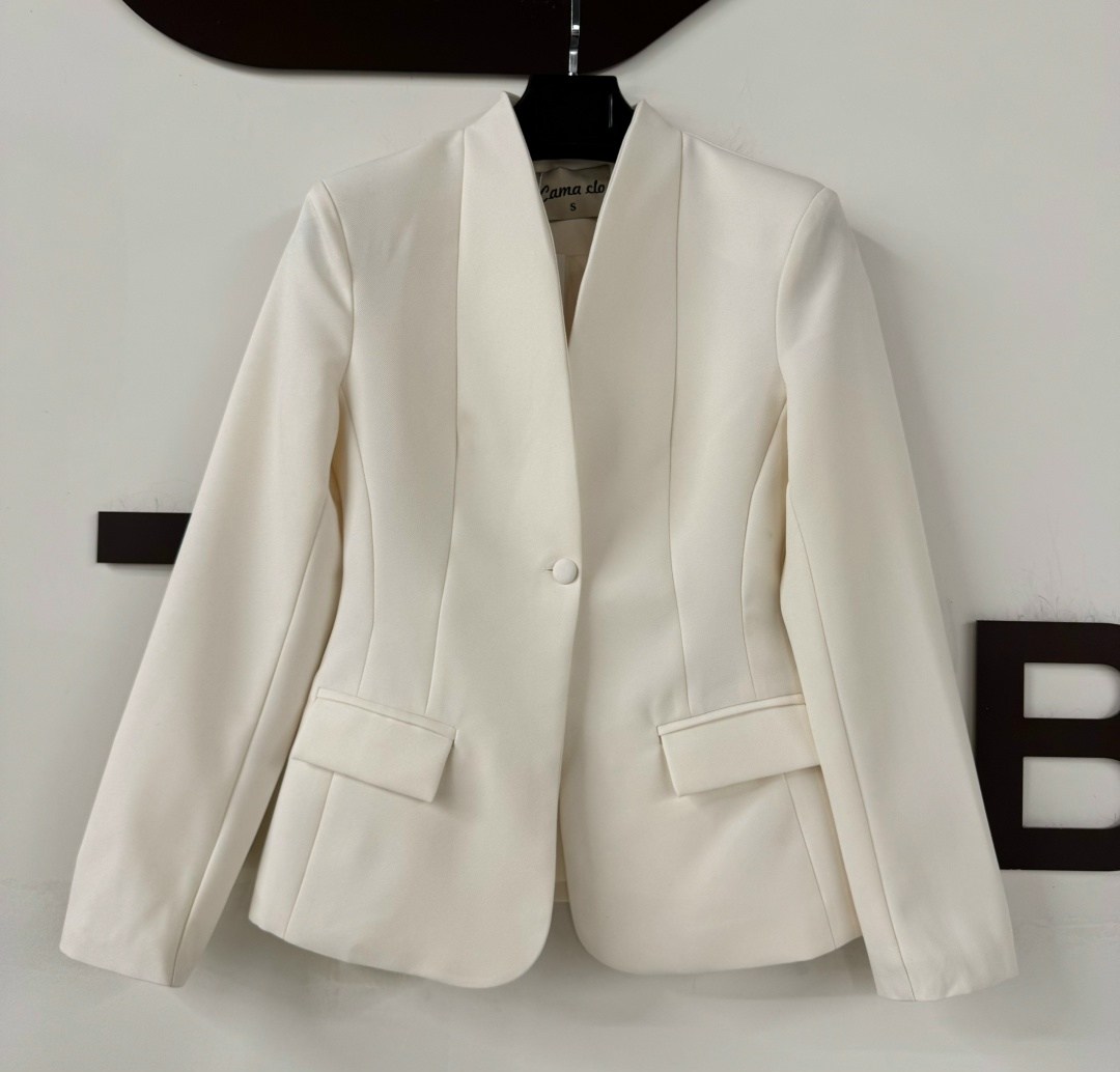 жакет приталенный,жакет,женский костюм,жакет красный,женский красный брючный костюм