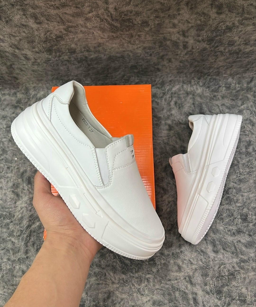 слипоны женские,,слипоны белые, женская,лоферы женские