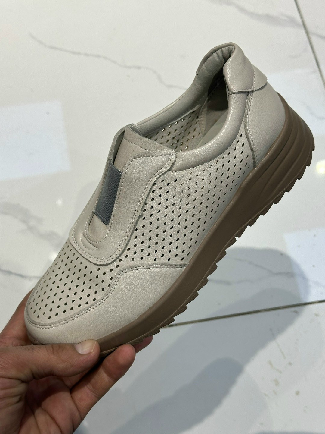 ,женская ,женские кроссовки,обуви,туфли женские