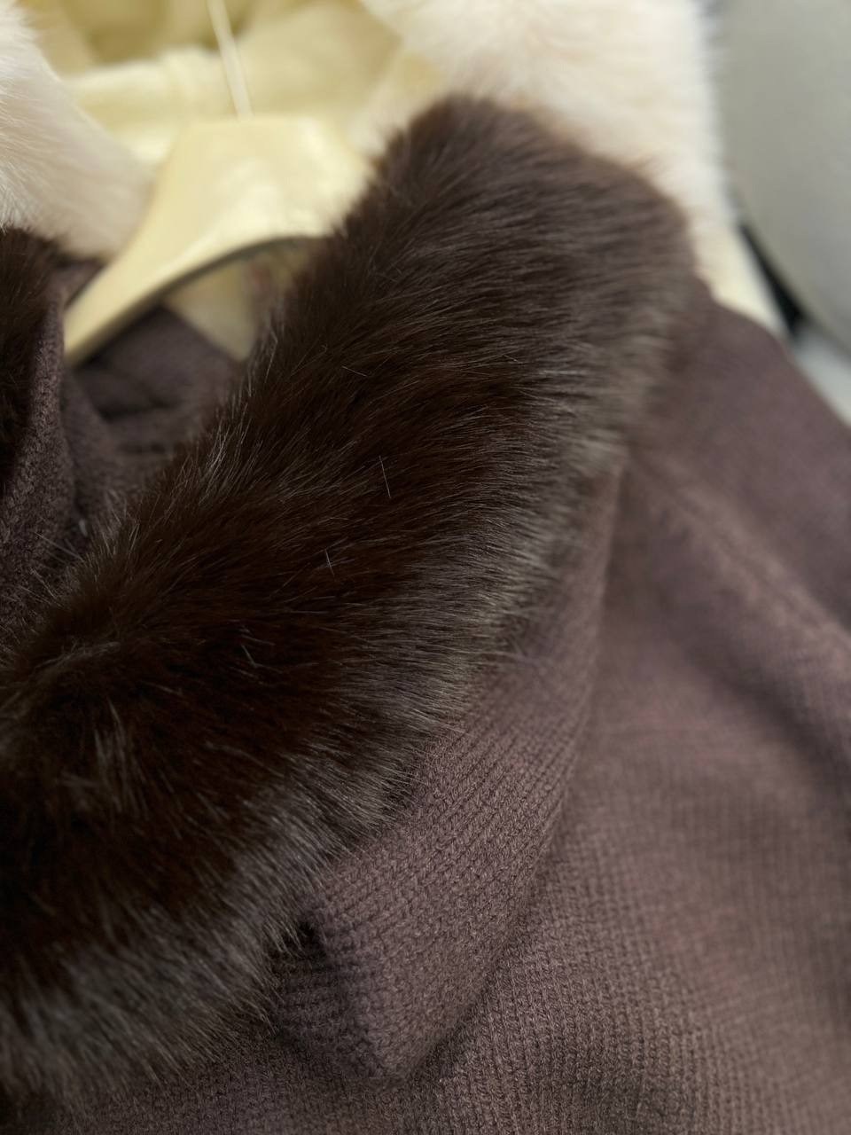 женский вязаный кардиган с капюшоном, свободный меховой воротник, однотонное пальто, дизайн на молнии,кофта с мехом,кардиган с мехом,женская зимняя куртка с капюшоном из искусственного лисьего меха,же