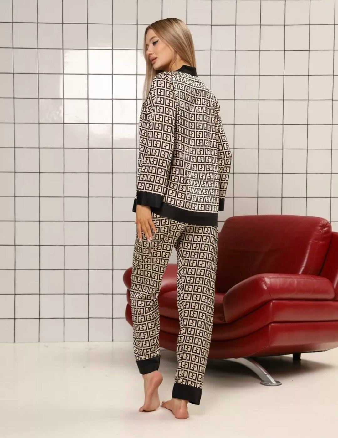 пижама фенди,пижама шелковая со штанами и рубашкой домашняя комплект,шелковая пижама,пижама домашний костюм,пижама фенди женская