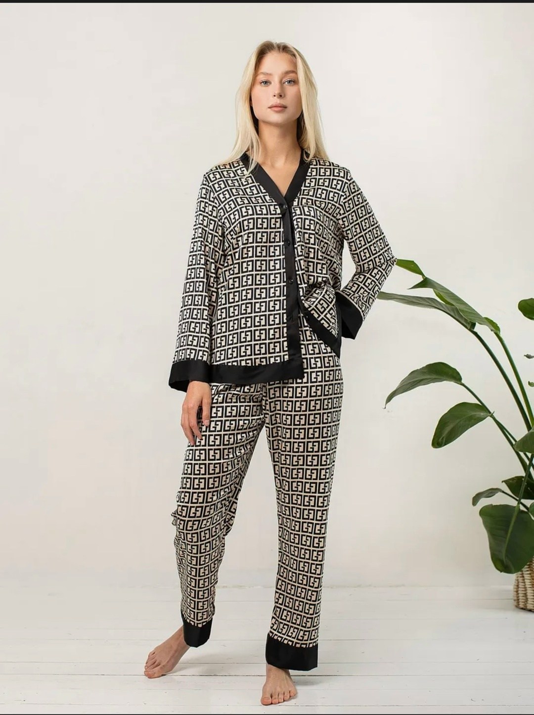 пижама фенди,пижама шелковая со штанами и рубашкой домашняя комплект,шелковая пижама,пижама домашний костюм,пижама фенди женская