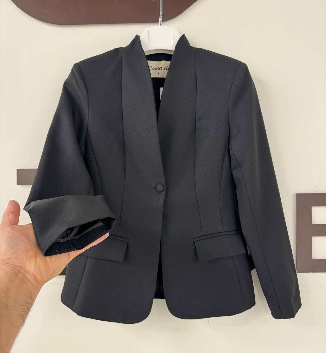 жакет приталенный,жакет,женский костюм,жакет красный,женский красный брючный костюм