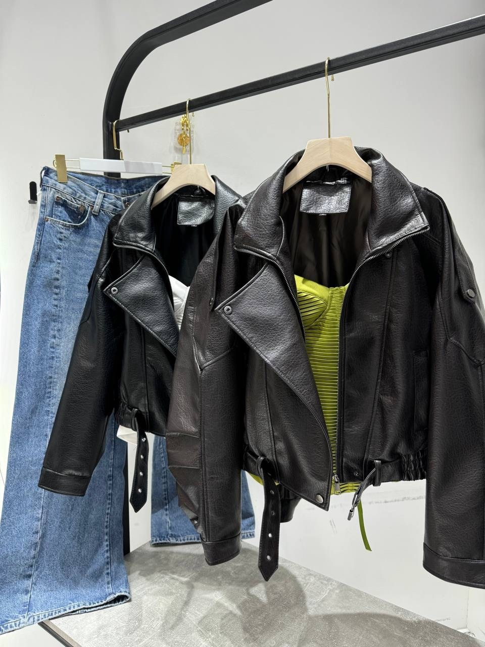 модная кожаная куртка - бомбер,edem-room модная кожаная куртка - бомбер,женская кожаная куртка-бомбер,кожаная куртка-бомбер,edem room модная куртка - дубленка бомбер