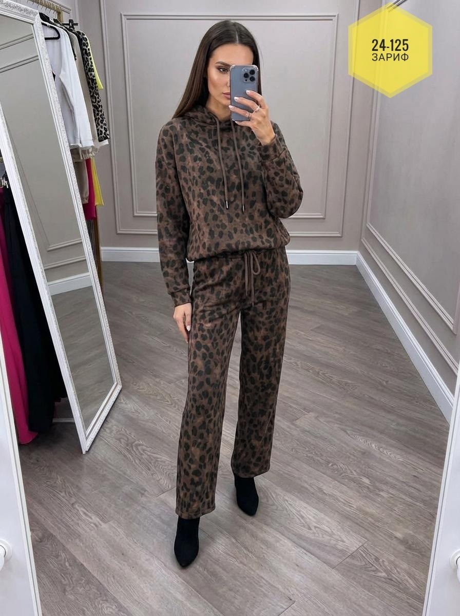 женский спортивный костюм с леопардовым принтом,леопардовый костюм yilin,спортивный костюм зимний теплый леопардовый n&ash,спортивный костюм теплый осенний леопардовый majiko,спортивный костюм с леопа