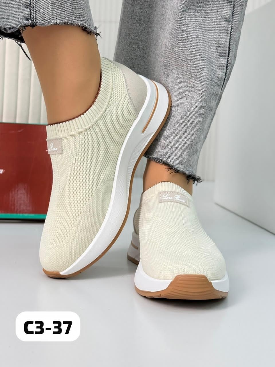 ,кроссовки женскиe,женская спортивная , на плоской подошве,повседневная