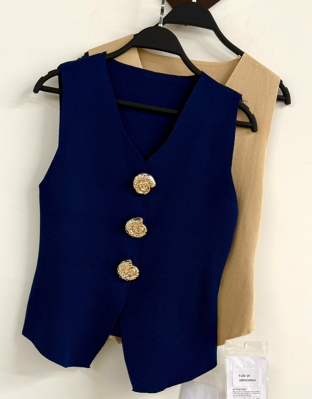 жилетка женская,жилет классический,женские жилеты,жилет для женщин,жилет на пуговицах