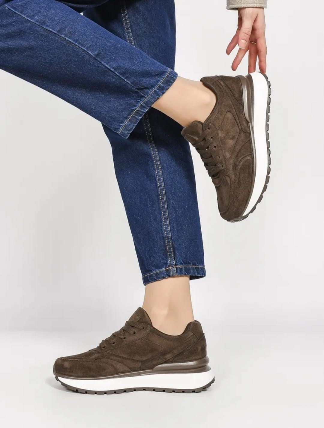 женские кроссовки,,замшевые кроссовки,кроссовки черные,черные кроссовки женские