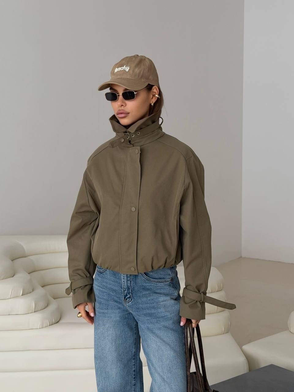 легкая куртка,куртка с карманами,куртка модная,ветровка fly оверсайз с карманами из хлопка хаки,укороченная куртка