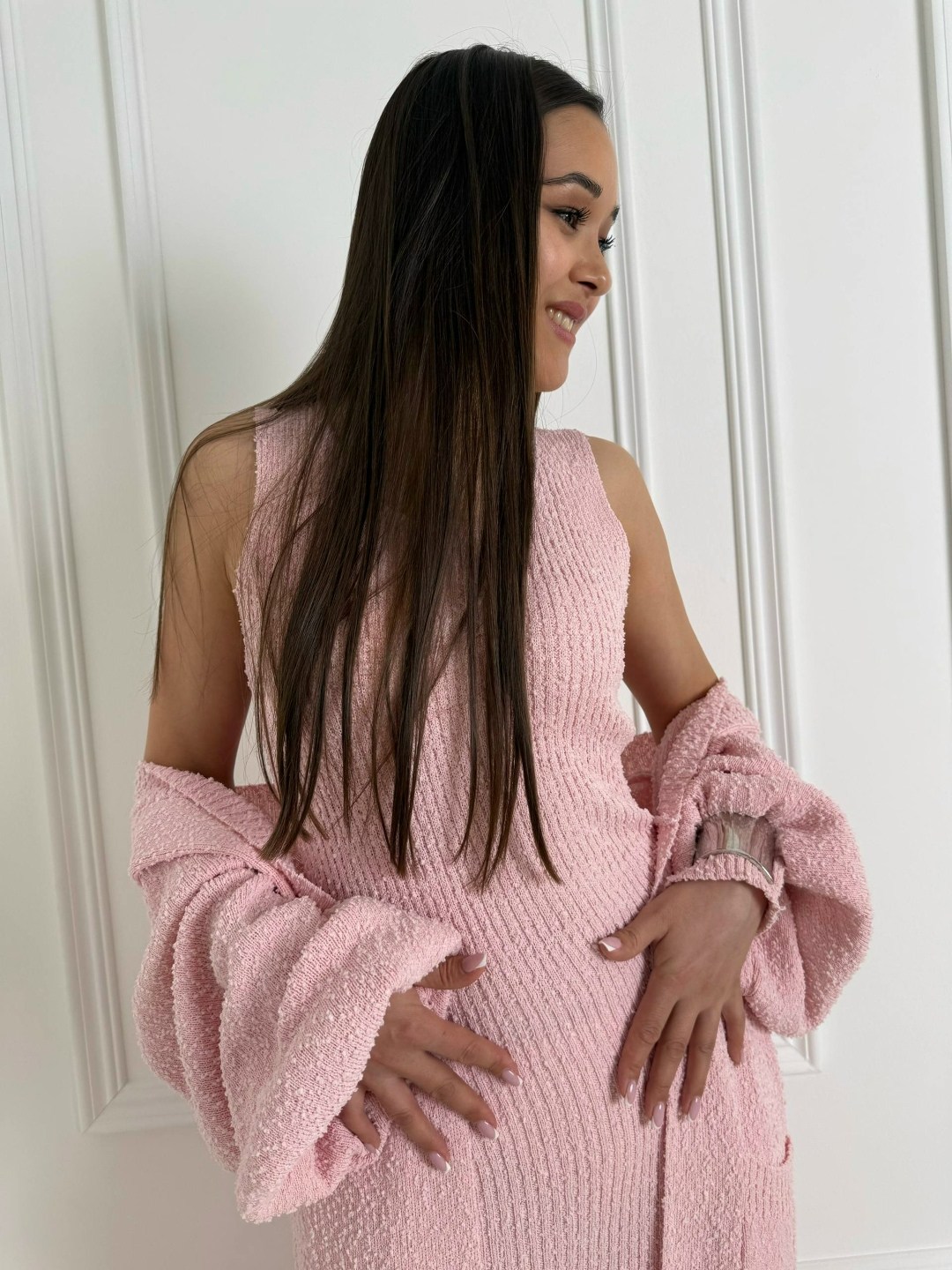 платье кардиган,платье накидка,кардиган вязаное,трикотажный кардиган,розовое вязаное платье-бретелька с кардиганом