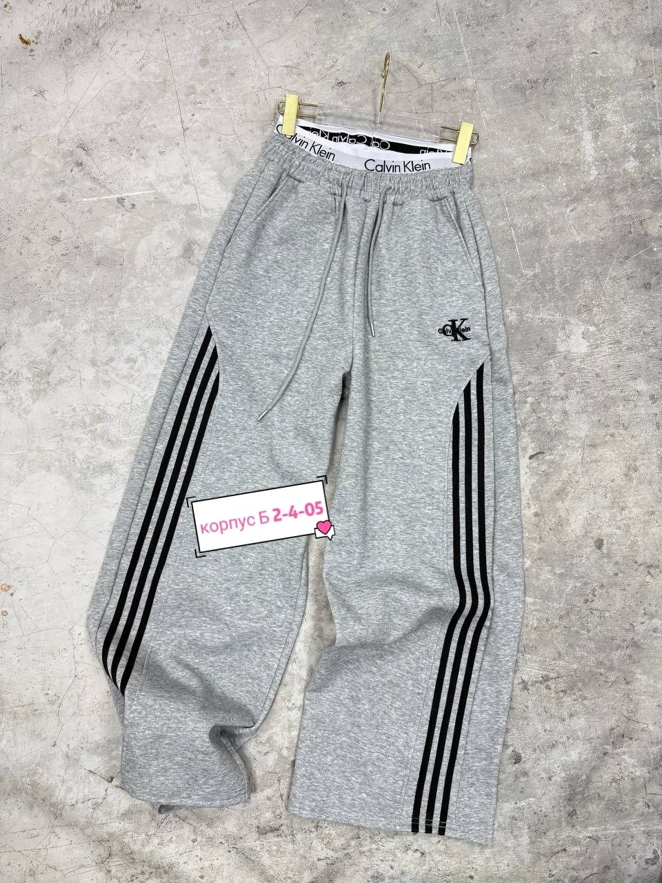 брюки спортивные,штаны спортивные,брюки спортивные женские,штаны адидас,спортивные брюки adidas originals коричневый