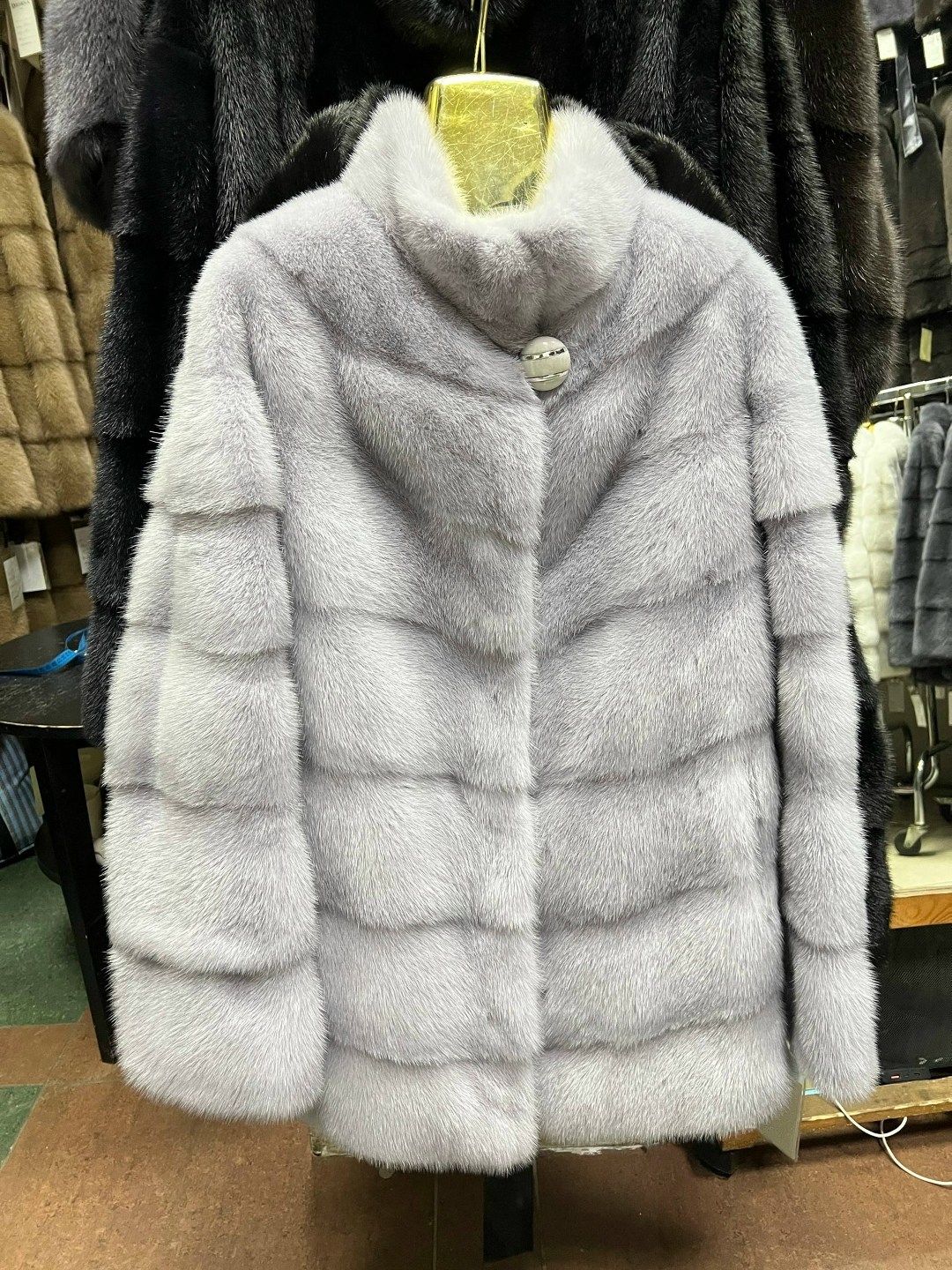 шуба норковая полушубок холодный лед,норковая шуба автоледи,каляев шубы голубая норка,норковая шуба,шуба норковая короткая