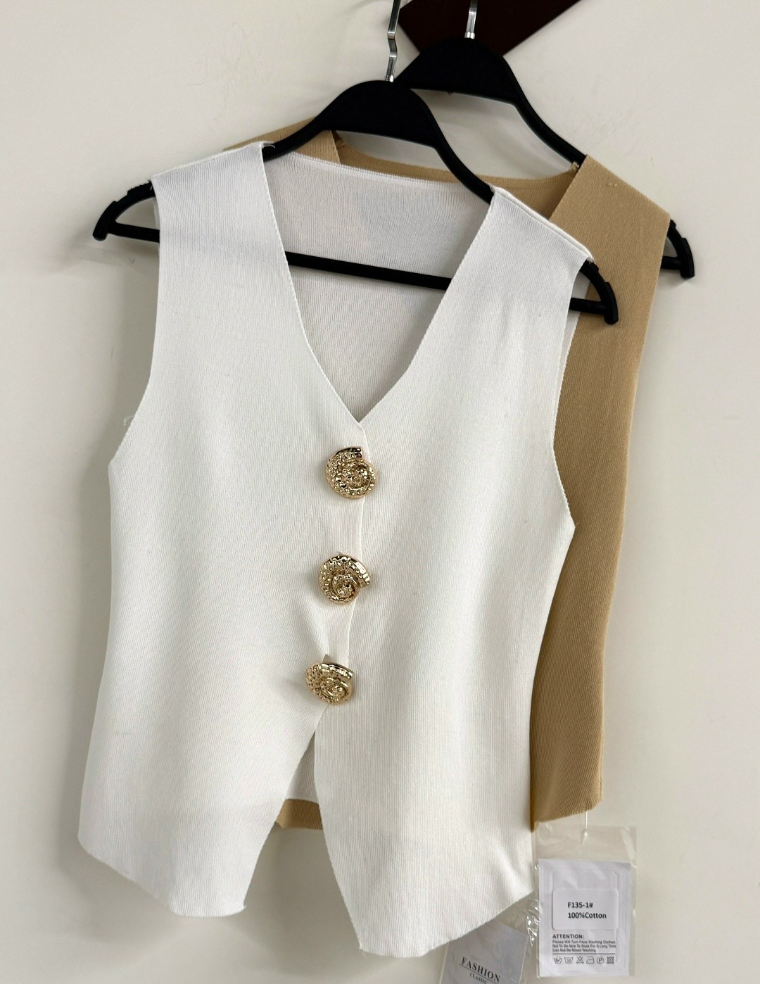 жилетка женская,жилет классический,женские жилеты,жилет для женщин,жилет на пуговицах