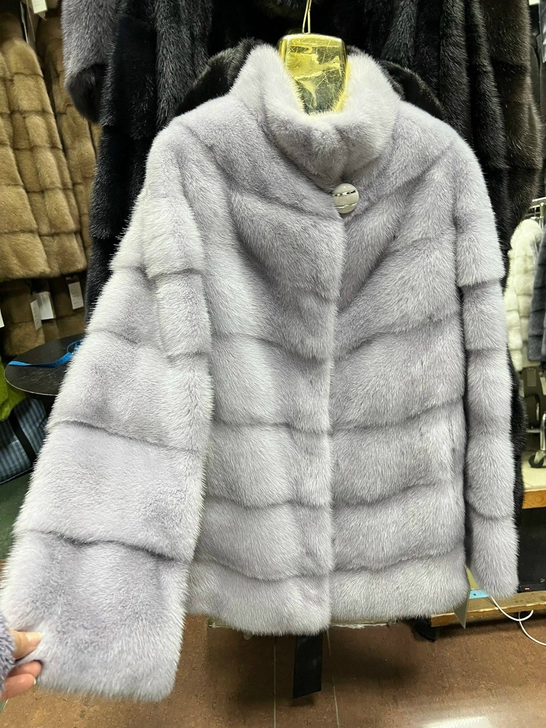 шуба норковая полушубок холодный лед,норковая шуба автоледи,каляев шубы голубая норка,норковая шуба,шуба норковая короткая