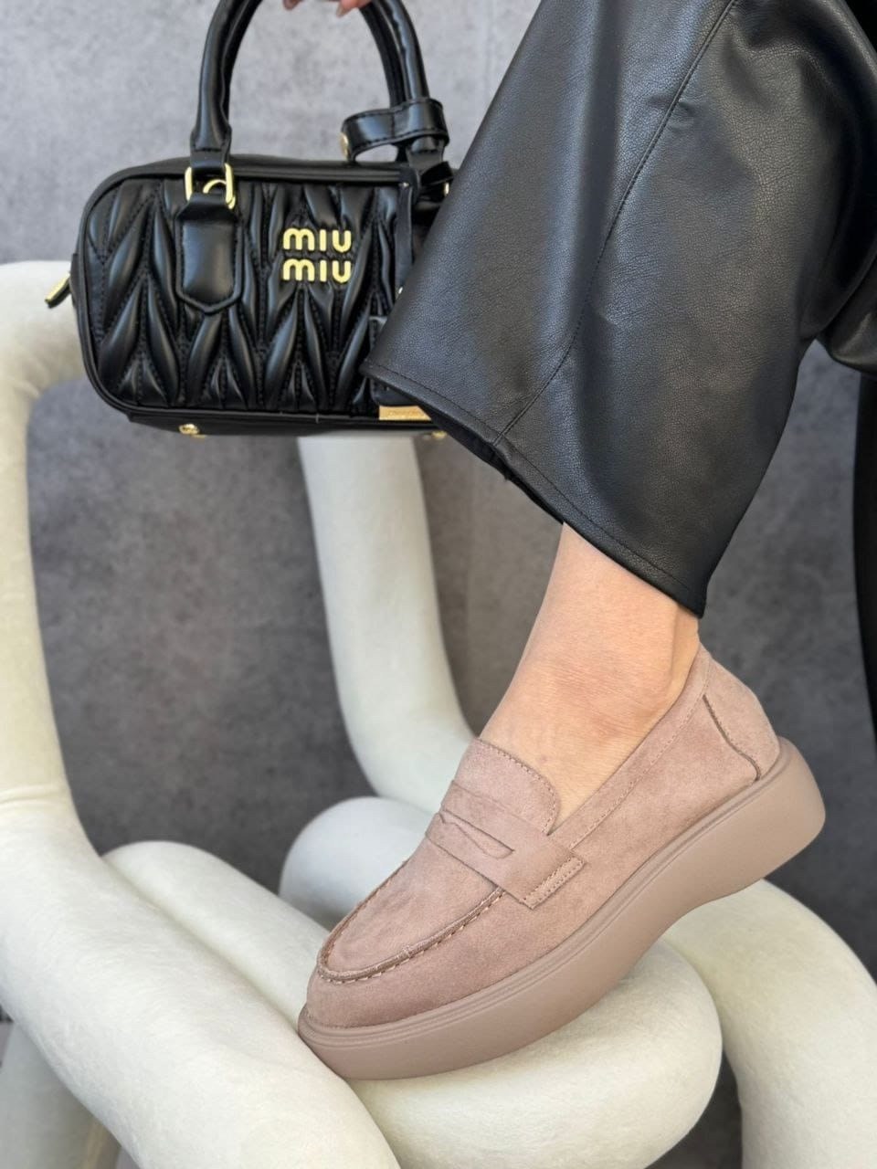 ,лоферы замш,лоферы женские,бежевые лоферы,женские мокасины