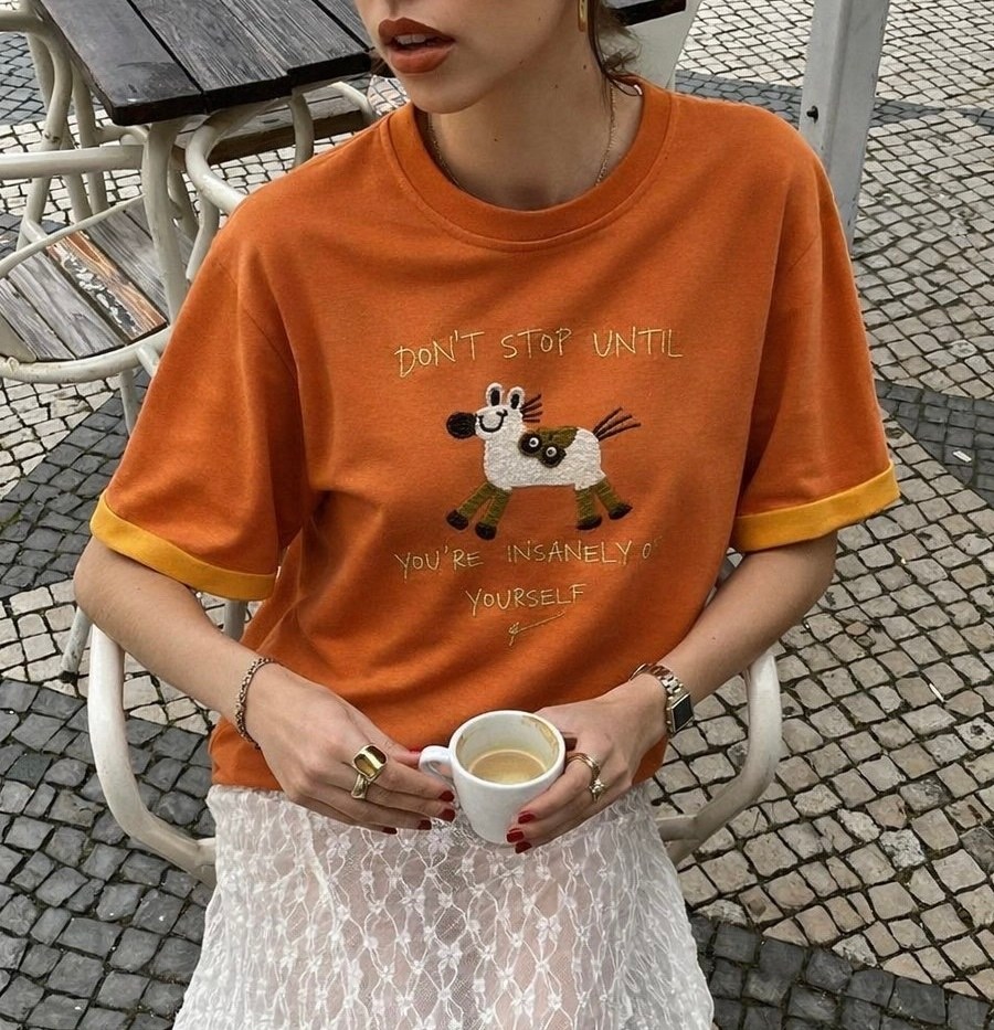 футболка оверсайз с принтом удлиненная tettavi,футболка оверсайз,футболки женская оверсайз,женские футболки с принтом,футболки женская оверсайз с принтом