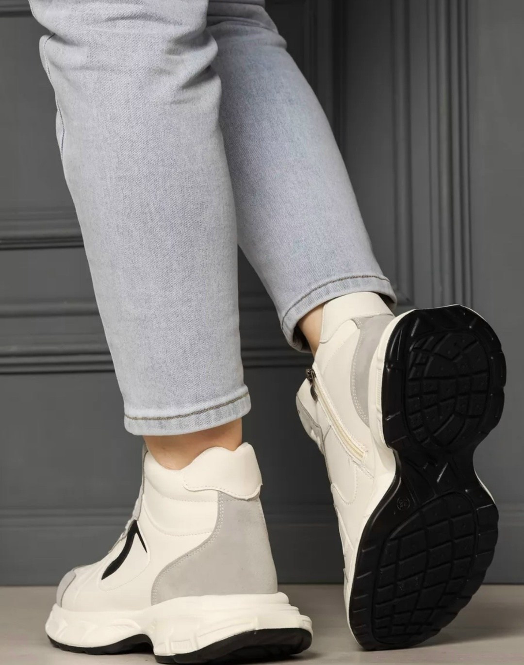 женские кроссовки,адидас кроссовки на толстой подошве белые,массивные кроссовки,кроссовки,белые кроссовки