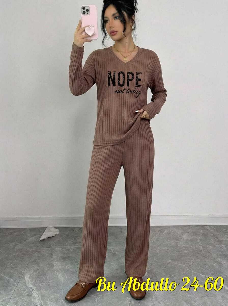 брючный костюм лапша женский,костюм женский трикотажный,костюм женский кофта и штаны арт. 1536956,женский костюм,трикотажные костюмы