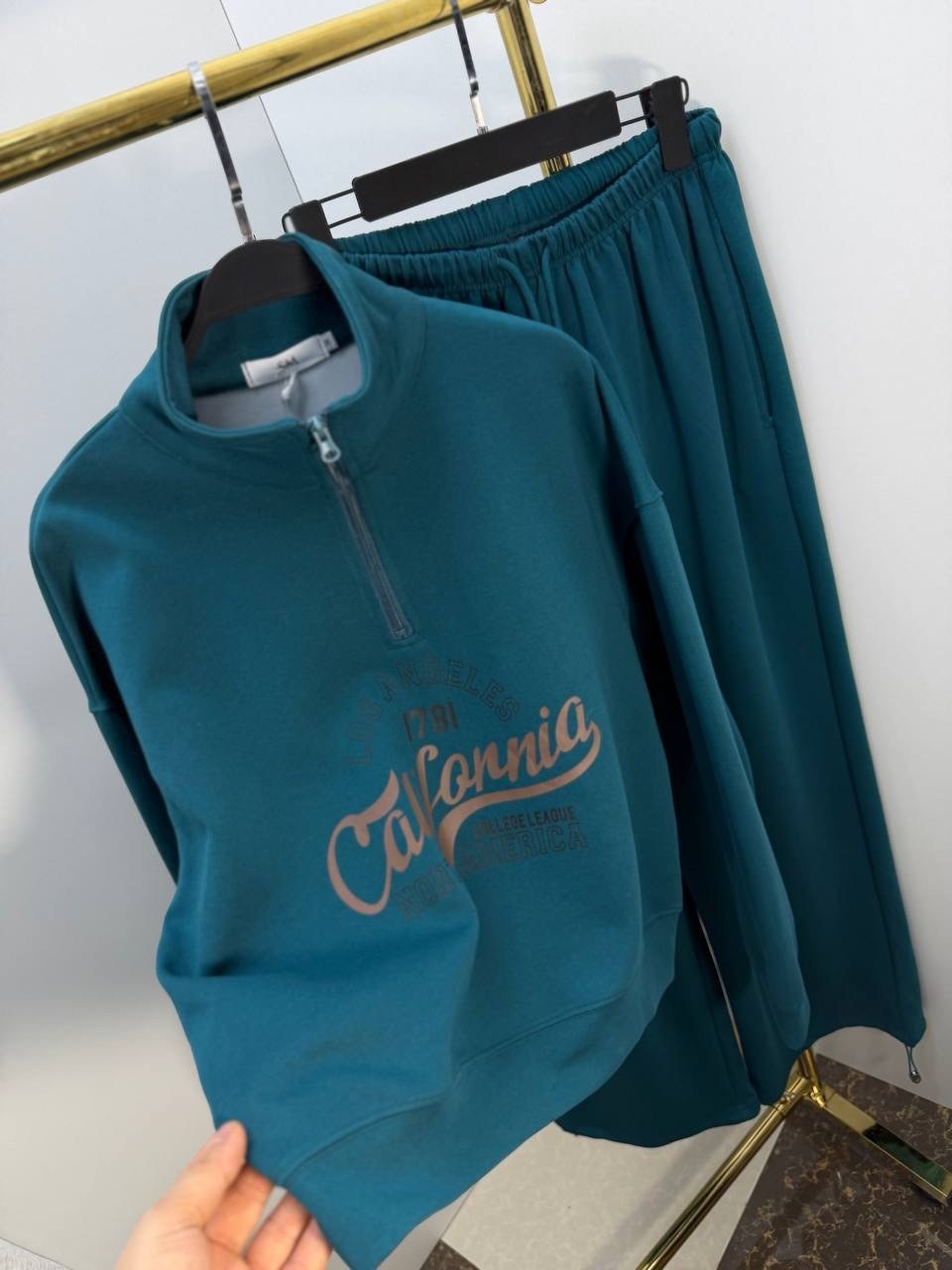 спортивные костюмы женские,спортивный костюм,костюм стиль,женский костюм,женский спортивный костюм из премиальной ткани