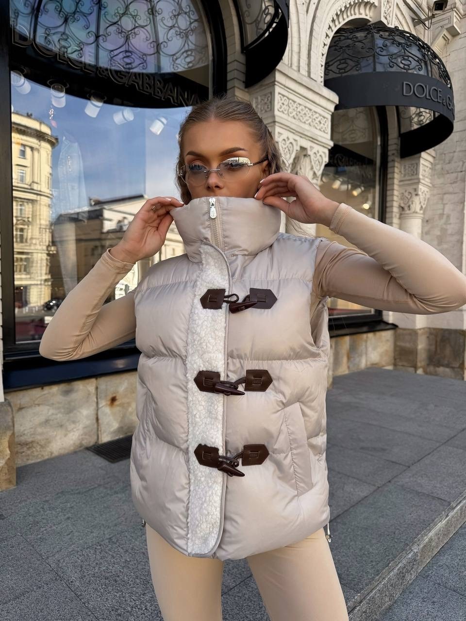 жилет,жилетка женская,жилетка,бежевая жилетка