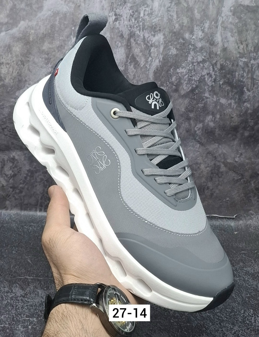 свободные кроссовки,кроссовки loewe,низкие кроссовки,кроссовки,кроссовка