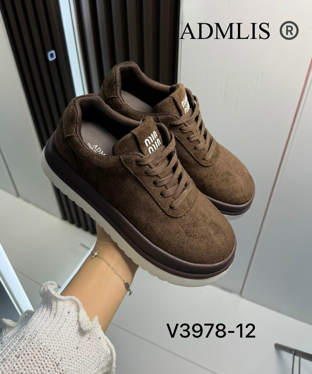 ,кроссовки замш,женская ,обуви,замшевые кроссовки