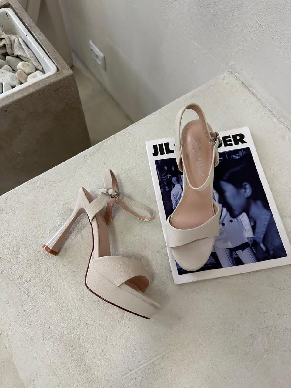 босоножки на каблуках,босоножки женские,замшевые босоножки,босоножки на каблуке черные замшевые,босоножки черные