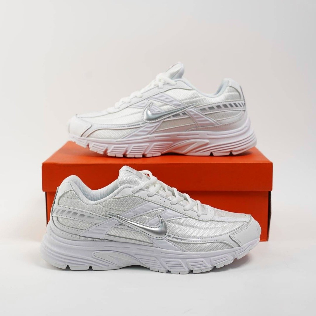 кроссовки nike initiator,женские кроссовки nike initiator тканевые белые,кроссовки женские nike initiator белые 39 eu,кроссовки nike,кроссовки