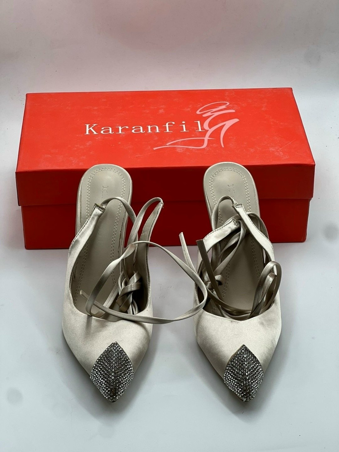 туфли маноло бланик серебряные,,женская ,брендовые туфли,босоножки на шпильках