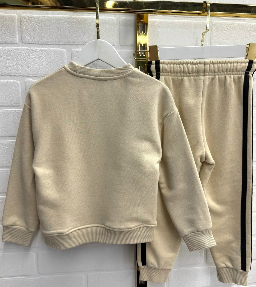 стильный свитшот,повседневный свитшот,модные свитера,свитшот бежевый,теплый свитшот