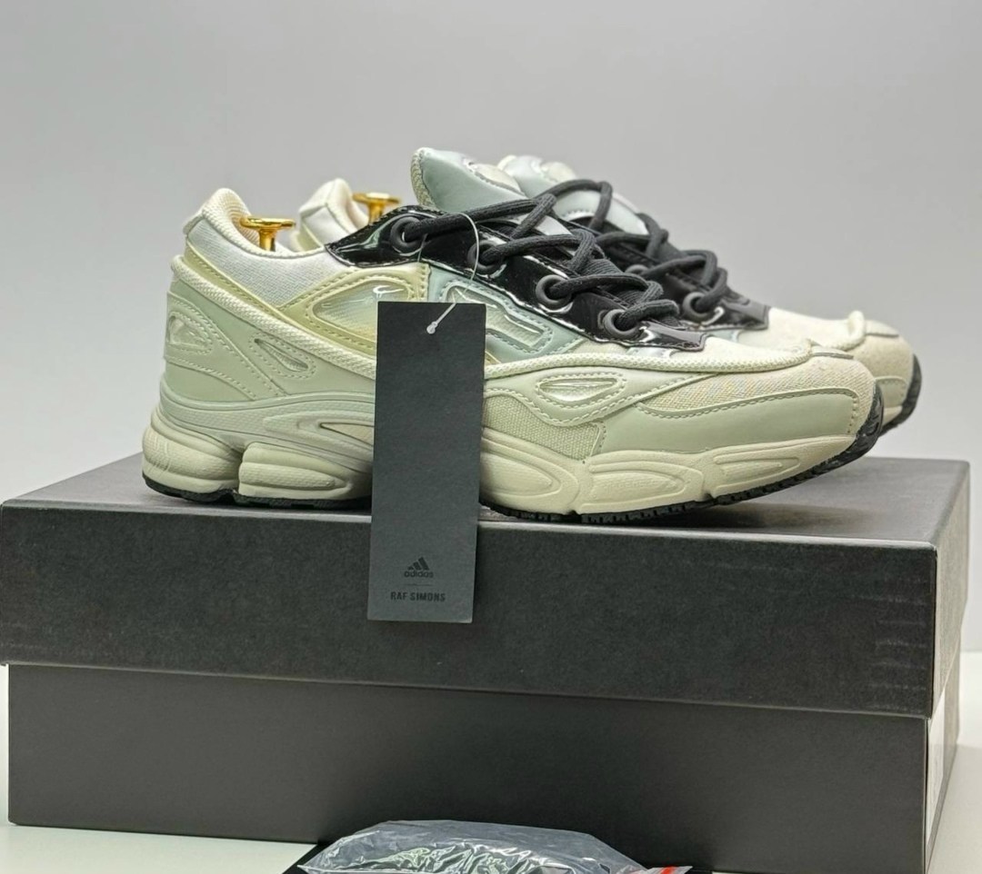 adidas raf simons ozweego 3 cream white,adidas ozweego 3 raf simons cream white core black,кроссовки adidas raf simons ozweego 3,adidas raf simons ozweego 3,adidas raf simons ozweego 3 white