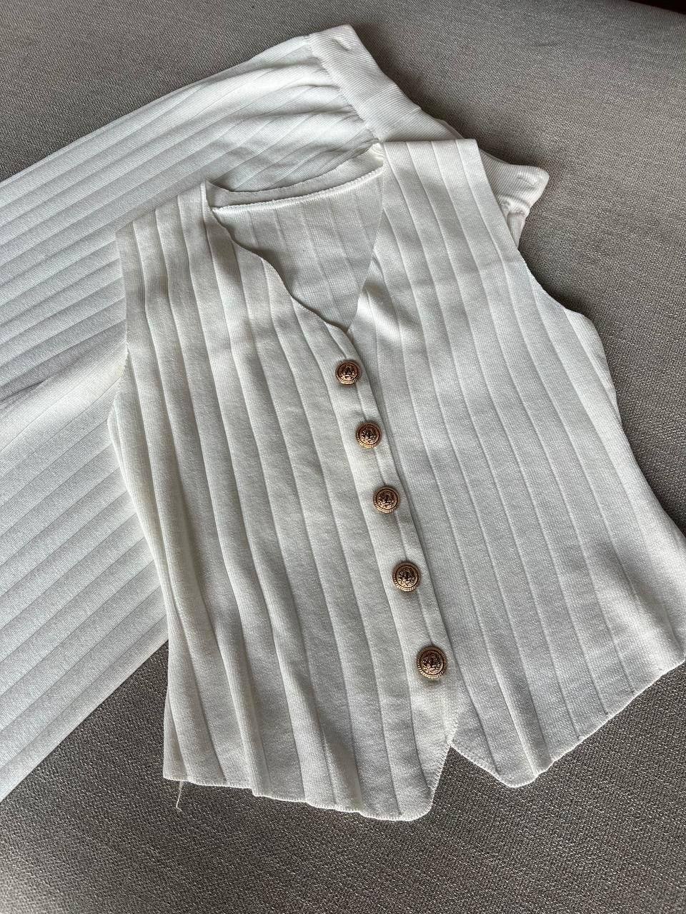 летние брючные костюмы,женские брючные костюмы,костюм брючный с жилетом,костюм белый