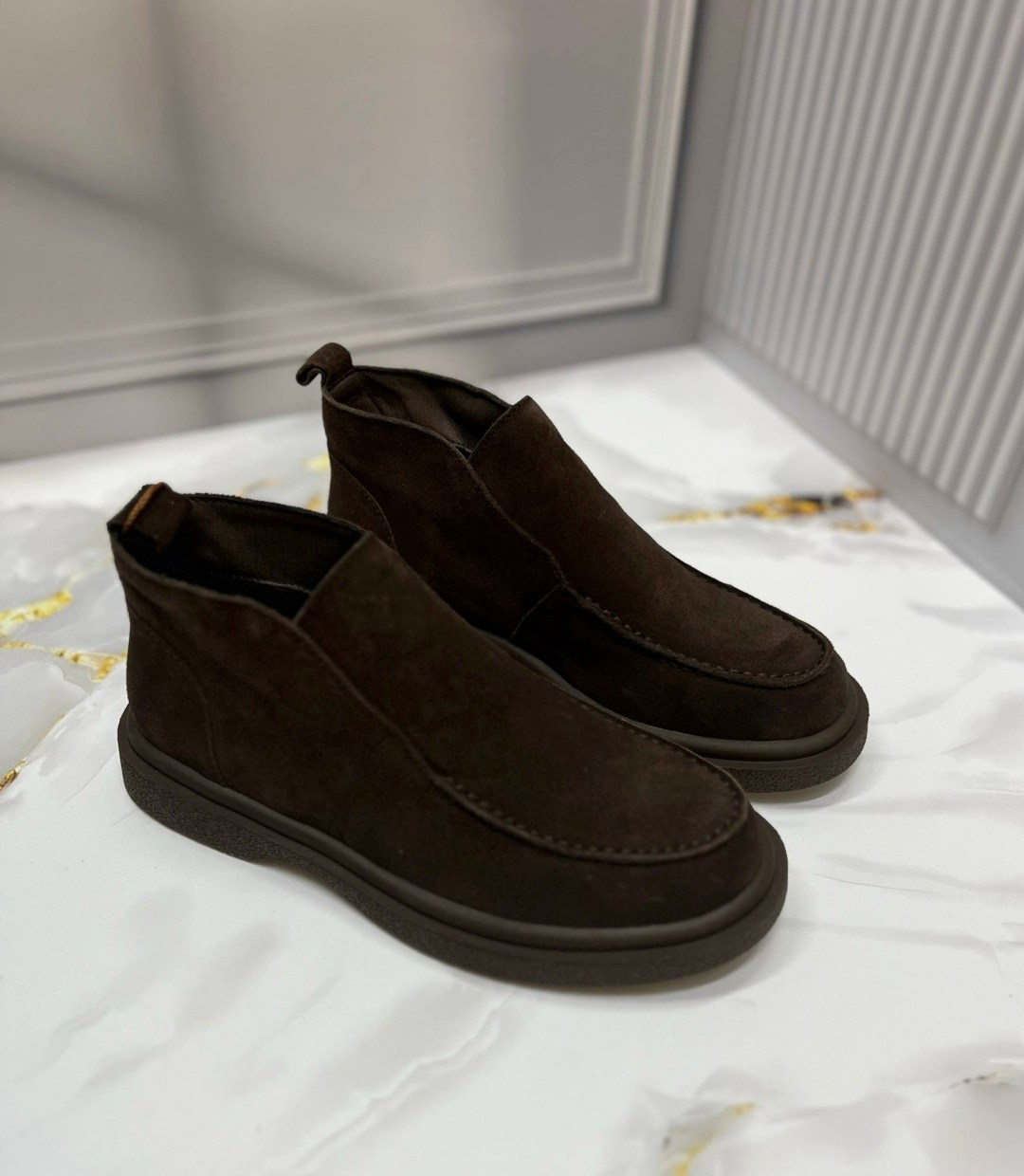 ,santoni замшевые лоферы коричневый,замшевые ботинки,замшевые ботинки челси medicine коричневый,лоферы мужские loro piana замшевые
