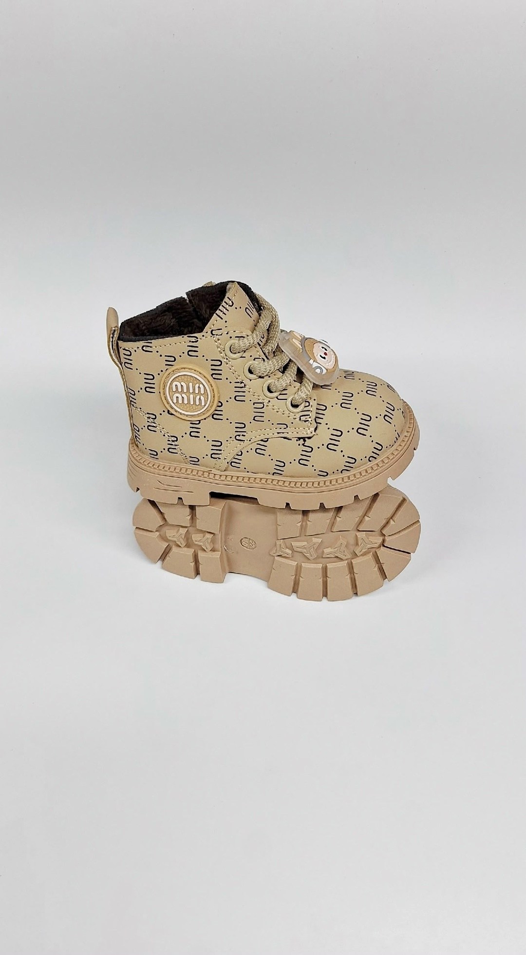 ботинки детские,детская ,,ботинки детские теплые,детская  подошва