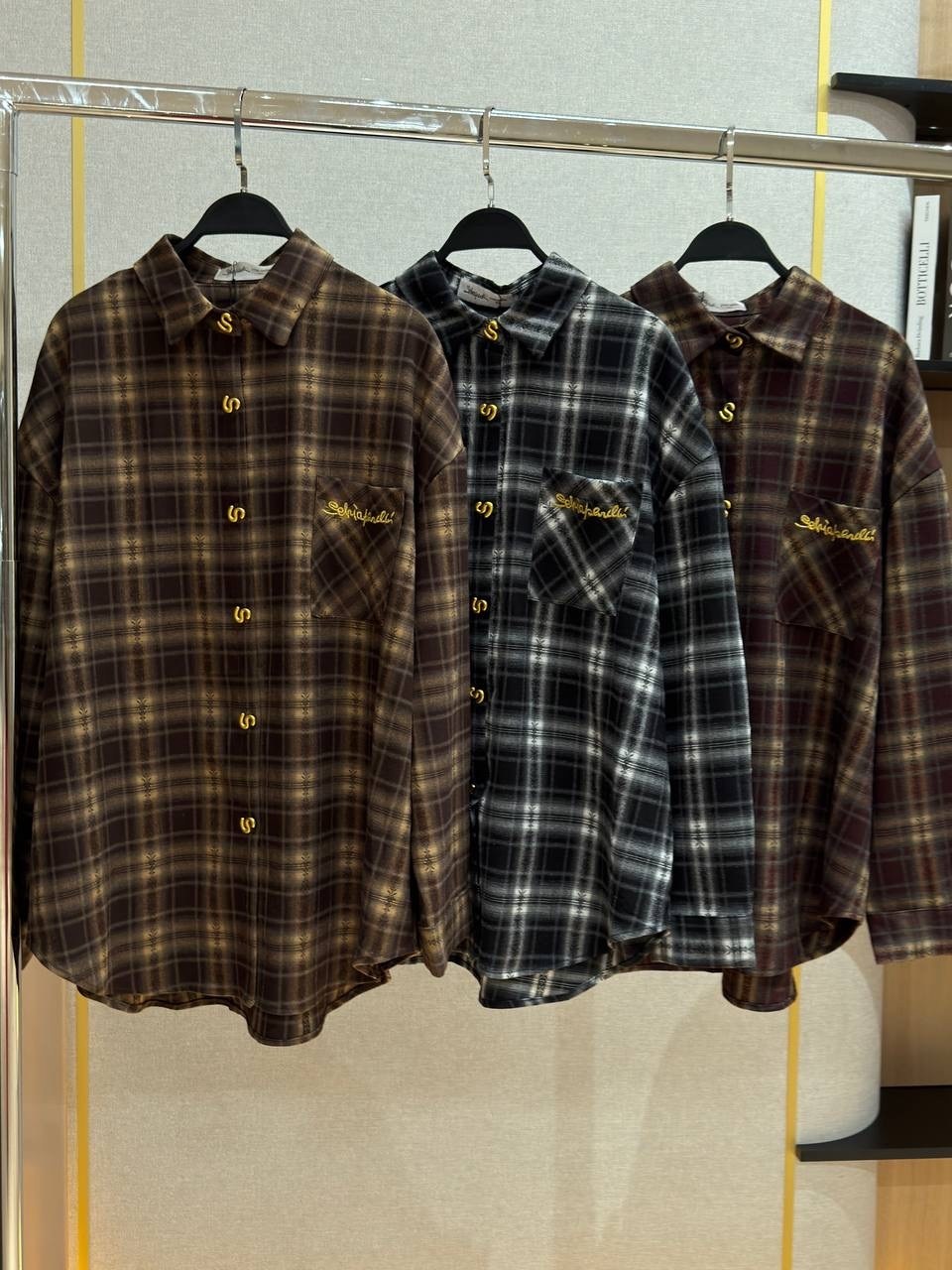 шерстяная рубашка в клетку тартан miu miu коричневый,клетчатая рубашка,рубашка в клетку,рубашка,рубашка в клетку женская