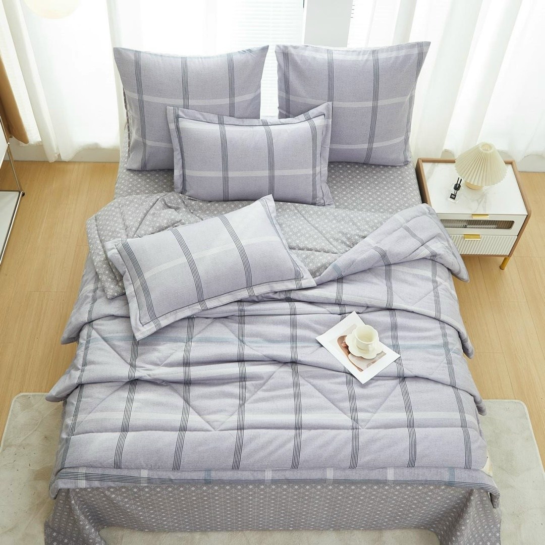 комплект постельного белья,mency комплект постельного белья,постельного белья,постельное белье айми сатин,комплект постельного белья с одеялом