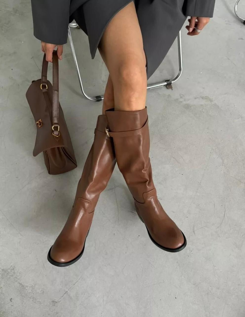 сапоги трубы зимние высокие на широком каблуке pavlo montti,сапоги демисезонные женские,коричневые сапоги,сапоги трубы из натуральной кожи,сапоги трубы