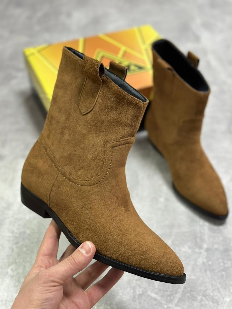 ,замшевые казаки,казаки замшевые женские,казаки замшевые эконика,ботинки казаки tucino 3326 36 рыжие замша