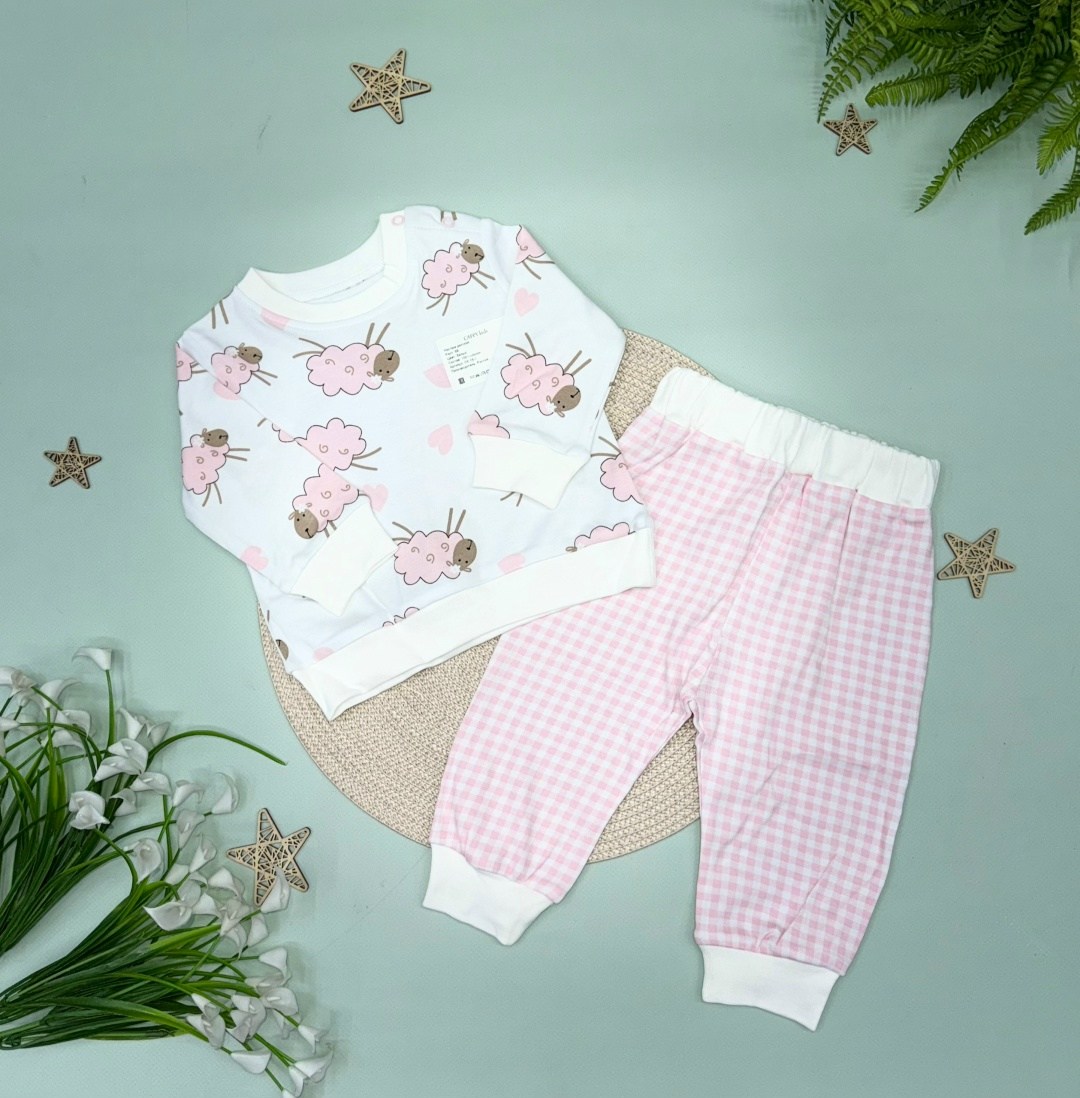 комплект одежды,комплект одежды для малыша,детский трикотаж,одежда для новорожденного,штанишки для новорожденного
