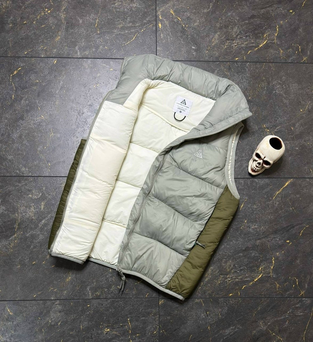 жилетка nike,жилетка,двухсторонняя жилетка,жилетка мужская,жилет