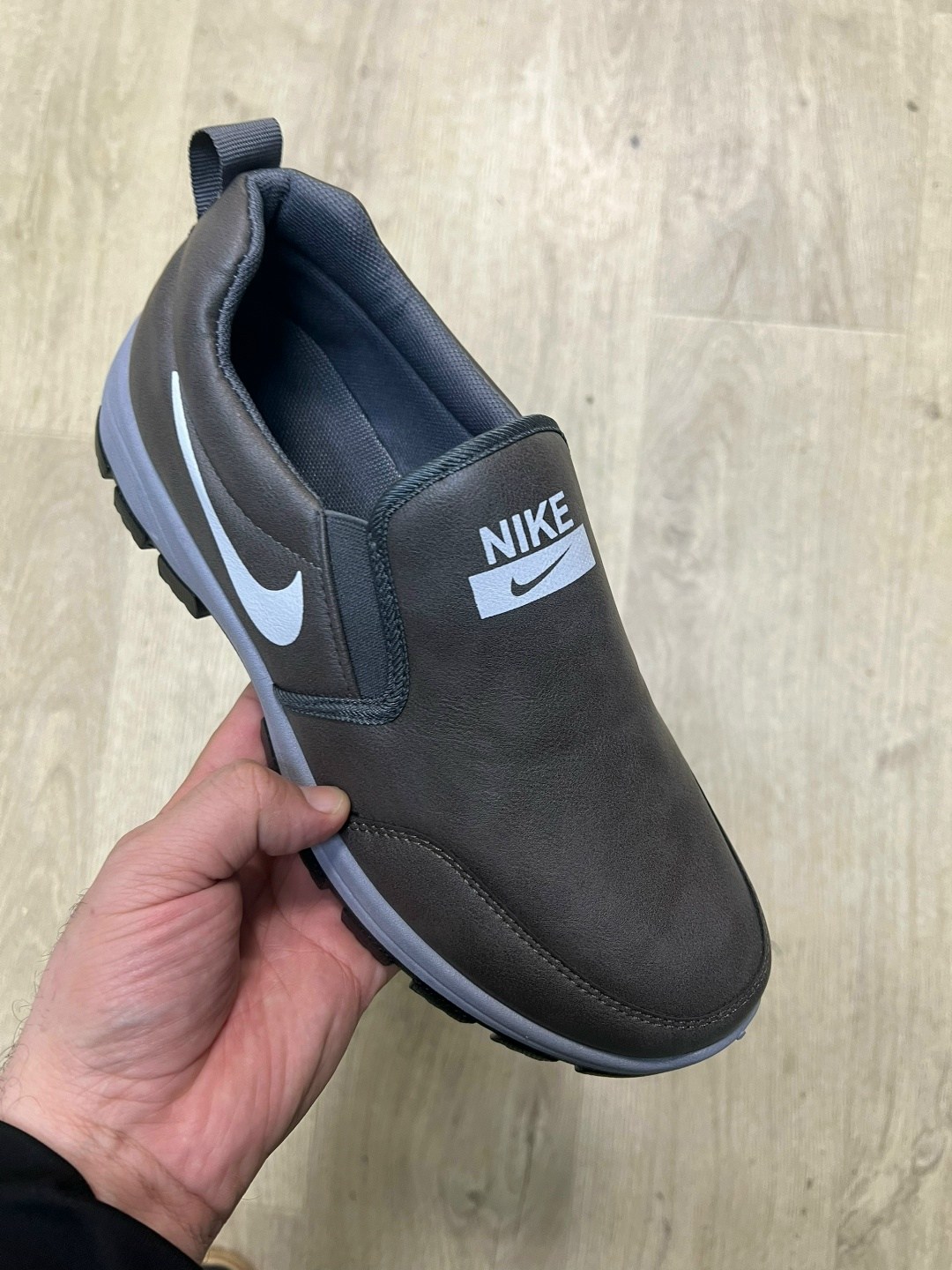 ,теплая ,зимние кроссовки мужские,зимняя  мужская,adidas дутики