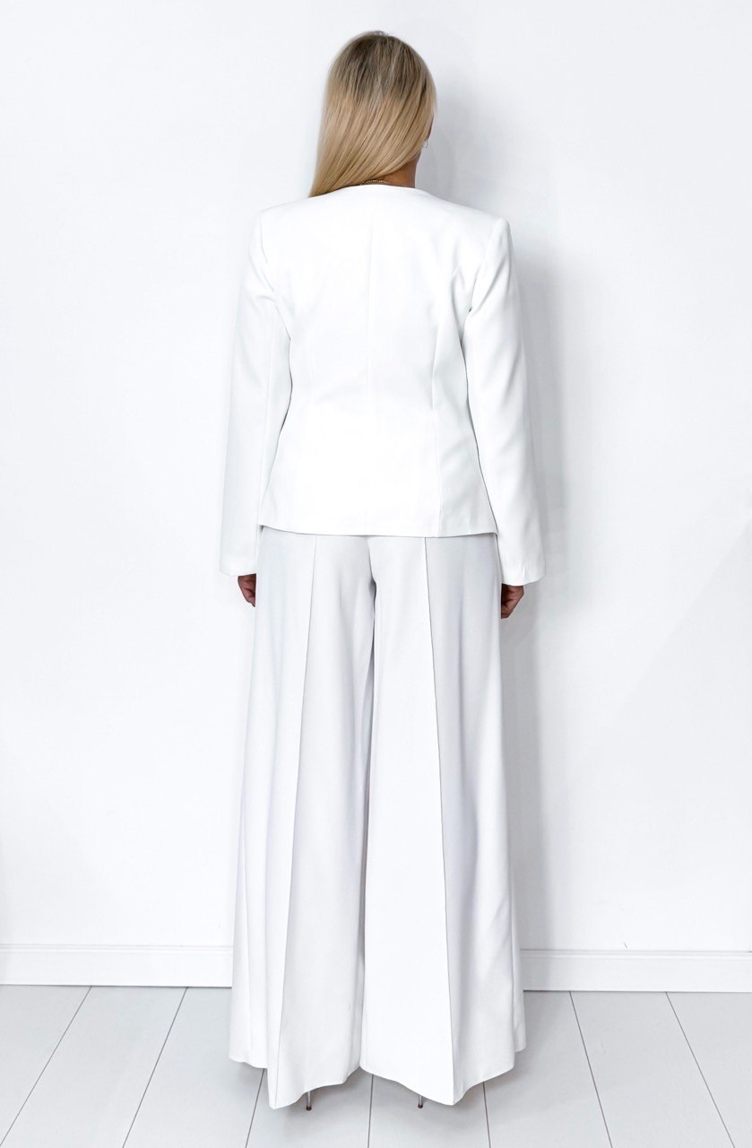 женский брючный костюм,костюм двойка,стильные костюмы,белый брючный костюм,брючной костюм