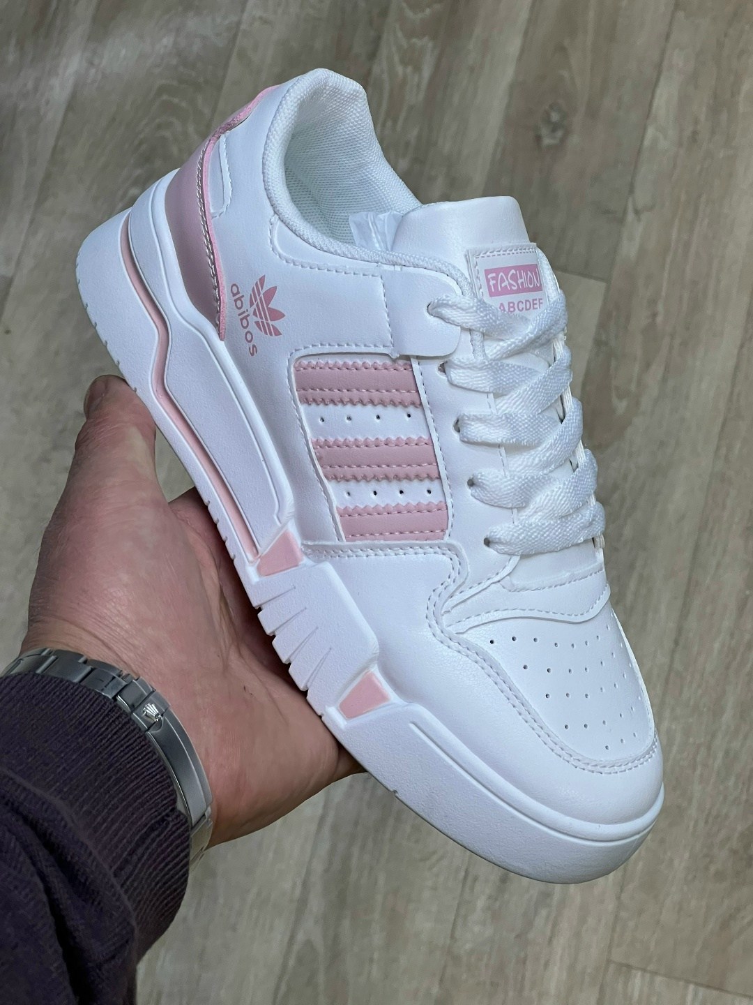 адидас найт джогер кроссовки,кроссовки adidas,кроссовки мужские женские adidas,кроссовки женские adidas,кроссовки