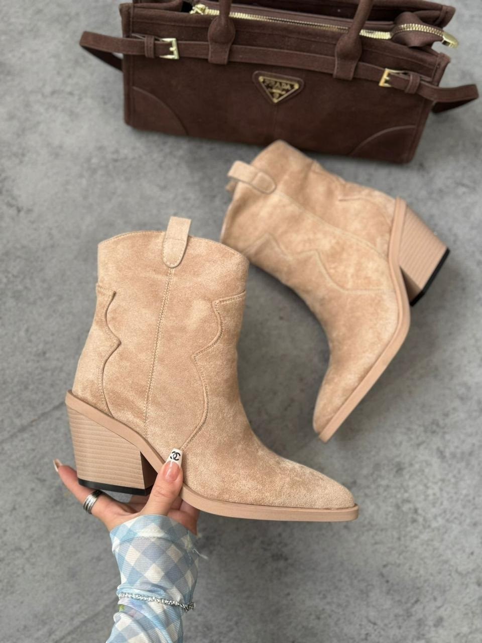 ,бежевые замшевые сапоги рандеву,казаки бежевые замшевые эконика,замшевые ботинки, женская