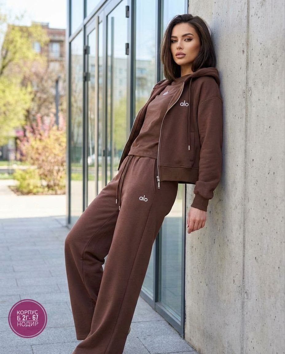 cпортивный костюм женский на флисе,женский костюм на флисе,костюм женский тройка,женский костюм,костюм-тройка спортивный женский