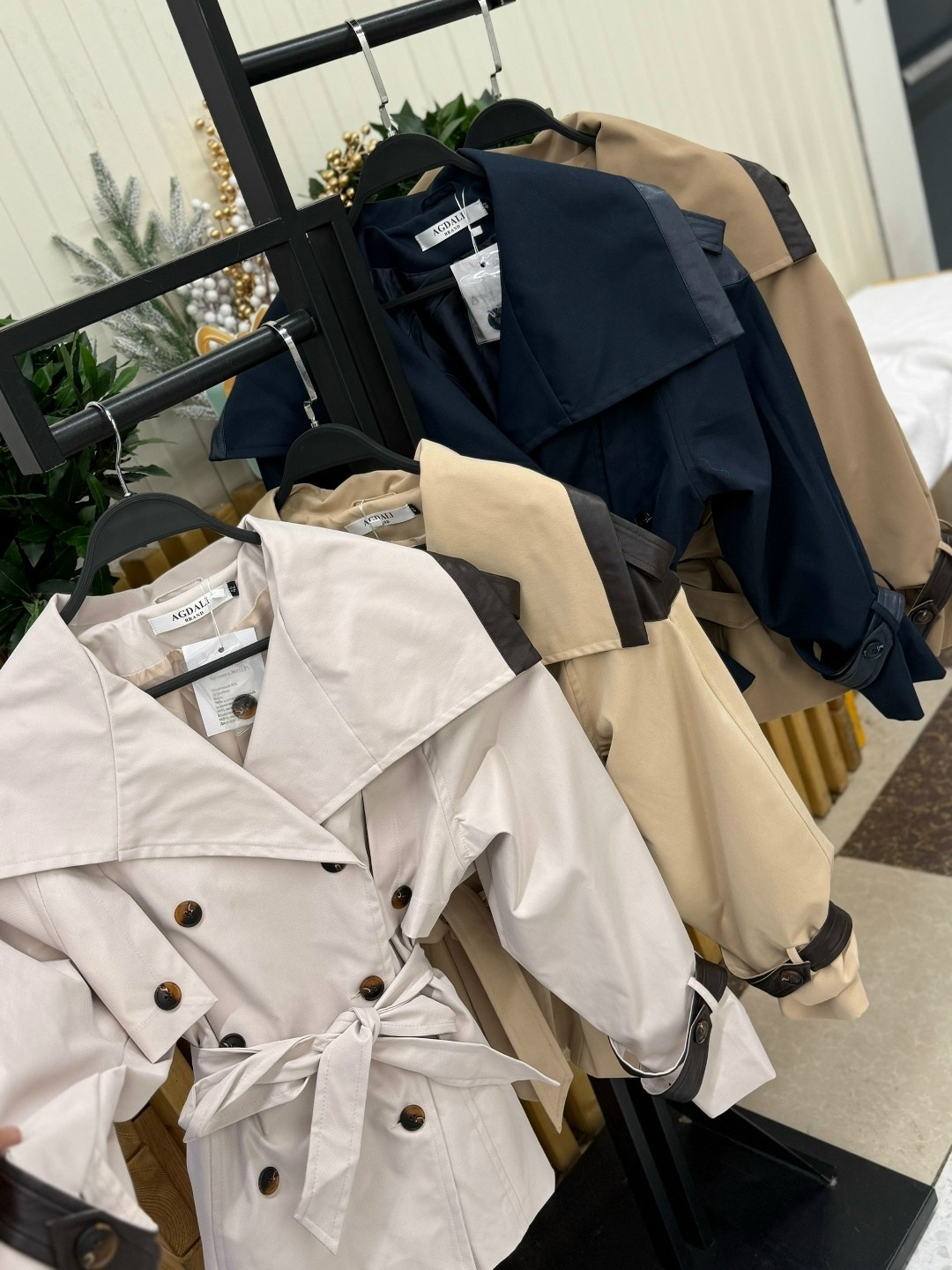 бежевый тренч,тренч короткий,тренч,плащ тренч