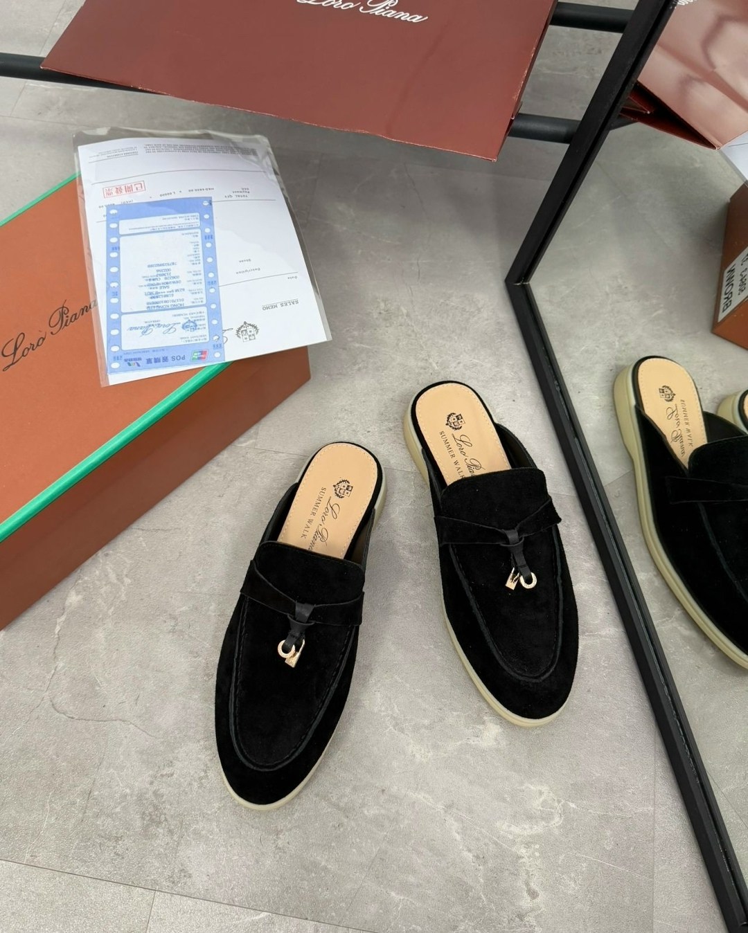 мюли loro piana,,лоферы loro piana женские,лоферы loro piana,женские замшевые мюли loro piana бежевые